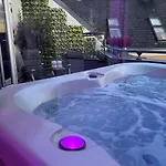 Mortens Boutique 4*